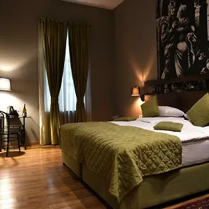 rustaveli-boutique-hotel.alltbilisihotels.com/